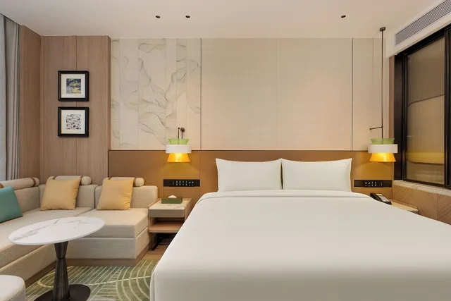 غرفة قياسية بسرير كينج بإطلالة على الجبل، Holiday Inn Ningde Jiaocheng by IHG 3/6
