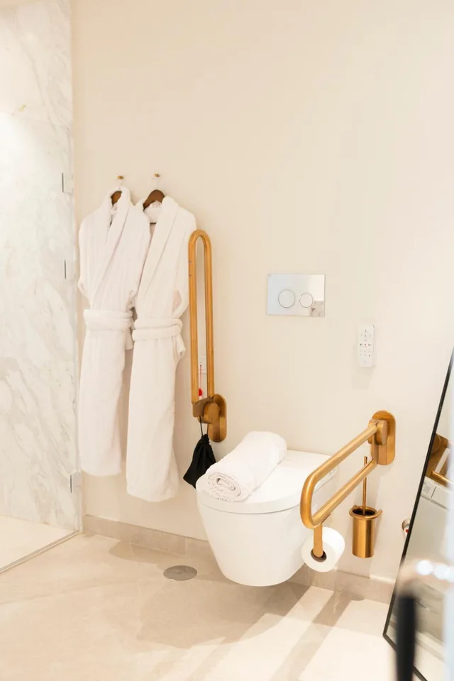 جناح جونيور بشرفة، Hotel Boutique Sidonia 4/7