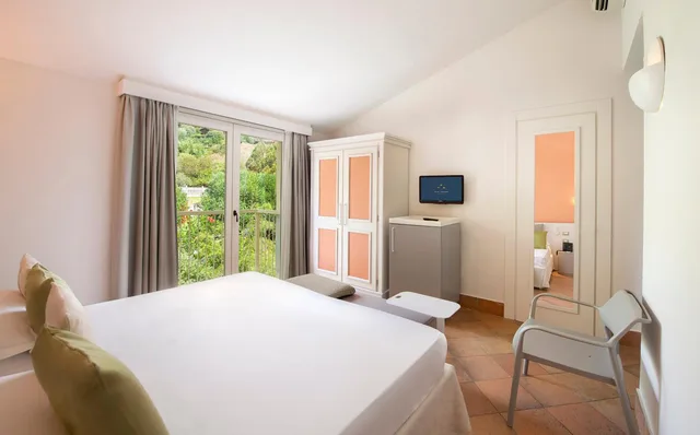 غرفة عائلية، Chia Laguna - Hotel Village 3/10