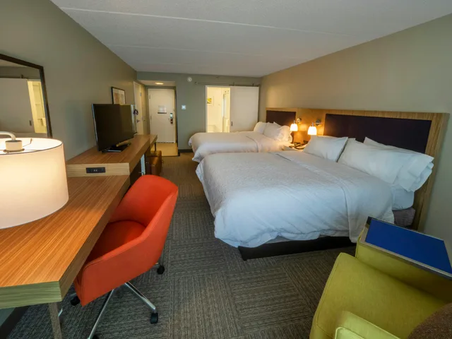 Study, 2 Queen Beds، Hampton Inn Hazleton 2/3