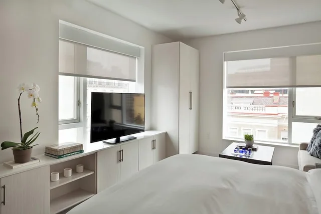 Deluxe, Studio, Mansion, Queen Bed، Placemakr Dupont Circle 5/10