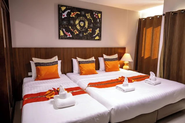 غرفة ثلاثية بسرير مزدوج وسرير فردي، Huen Jao Ban Hotel 2/10