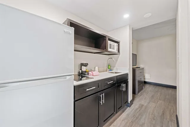 Suite, 2 Double Beds, Sofa, Kitchen, SureStay Hotel by Best Western Virginia Beach Royal Clipper 9/9