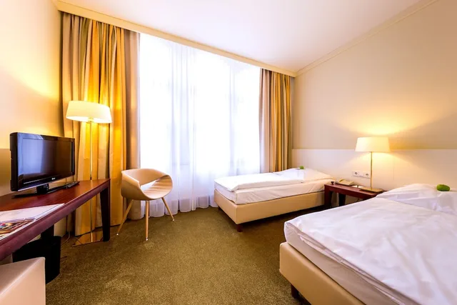 غرفة قياسية بسرير مزدوج أو سريرين منفصلين، relexa hotel Stuttgarter Hof 3/3