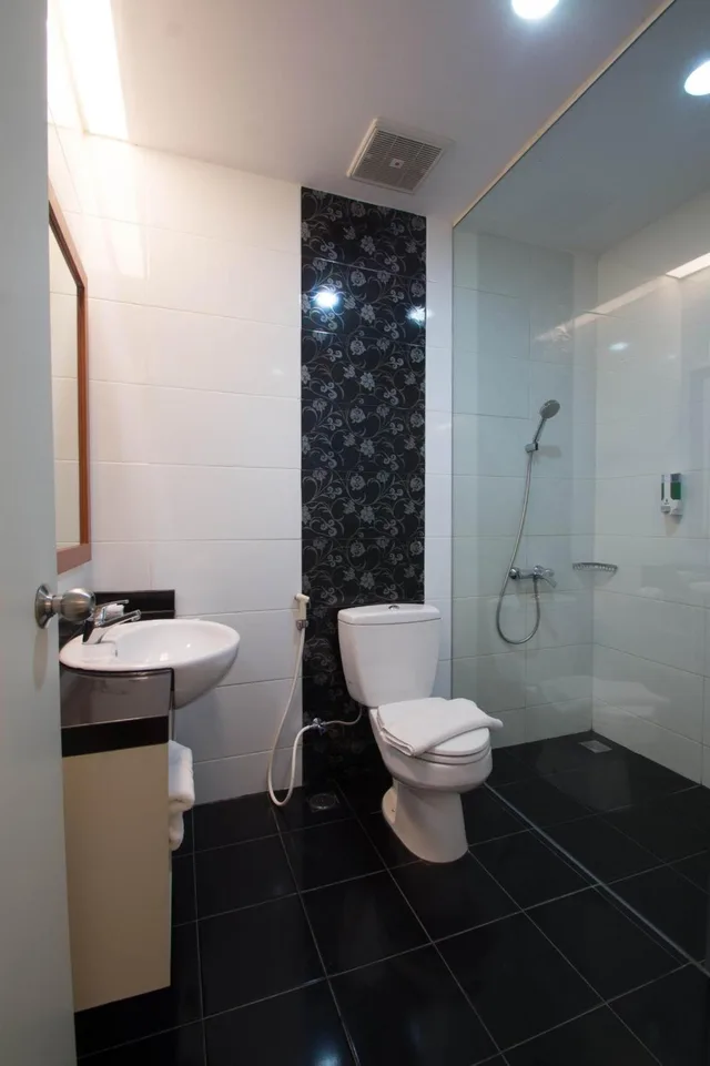 غرفة سوبيريور بسرير كوين، Hotel Trio Indah 2 Malang 2/2