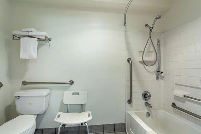 غرفة قياسية بسرير كوين لذوي الإعاقة، Motel6 Williams, AZ - West - Grand Canyon 7/9