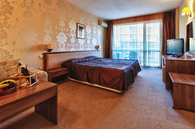 غرفة بسريرين منفصلين مع أريكة، Hotel Forum 4/10