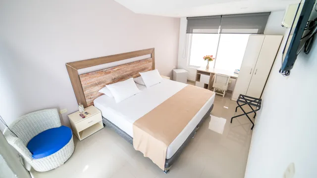 غرفة قياسية بسرير كوين، Santorini Casablanca 7/10