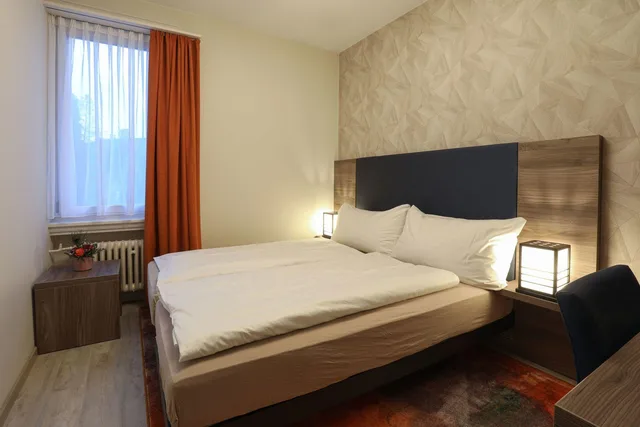غرفة أساسية بسريرين منفصلين، Hotel Spatz 1/1