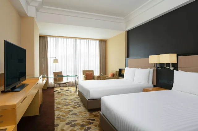 Deluxe, Courtyard By Marriott Shanghai Central 1/3