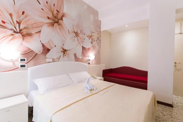 غرفة كبيرة بسرير مزدوج أو سريرين منفصلين، Boutique & Spa Sirenahotel 4/8