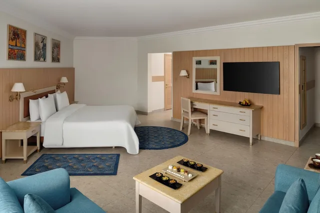 جناح جونيور بسرير كينج، Movenpick Taba 4/9