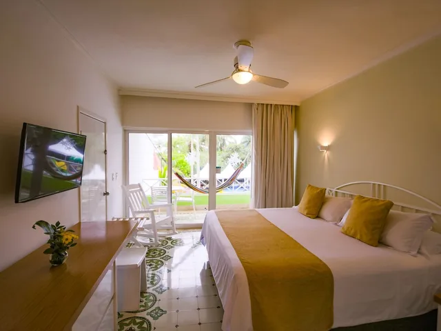 Superior, Queen Bed, Garden View, Las Americas Casa de Playa 1/3
