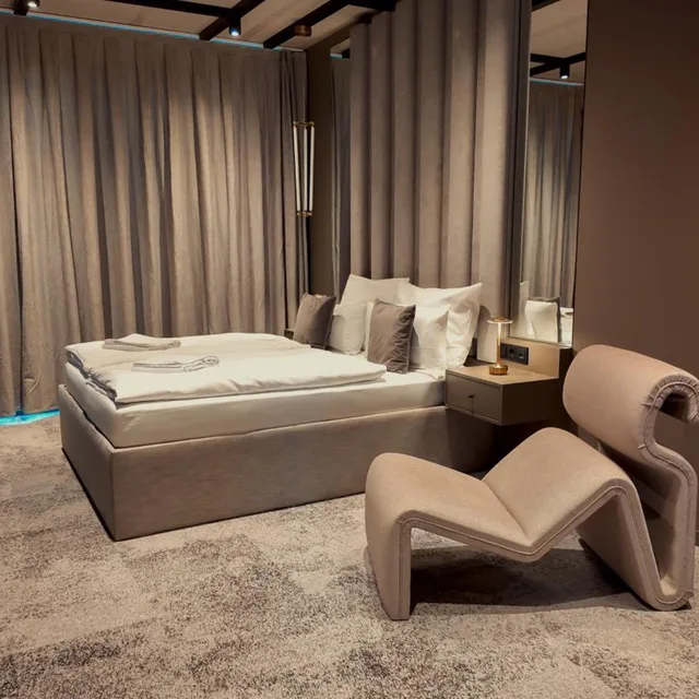 Suite, Sofa, Sauna, Bellman Hotel 2/8