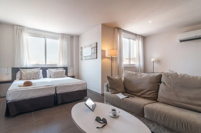 استوديو بسرير فردي مع أريكة، Pierre Vacances Residence Barcelona Sants 1/1
