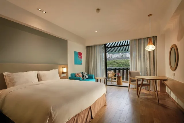 غرفة قياسية بسرير كينج بإطلالة على الجبل، HOLIDAY INN EXPRESS ZHEJIANG QIANXIA LAKE 1/5