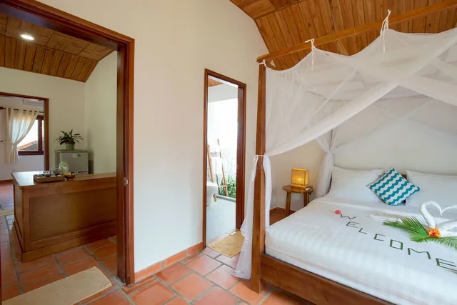 بنغل بسرير كوين وسرير فردي بإطلالة على الحديقة، Thanh Kieu Beach Resort 1/5