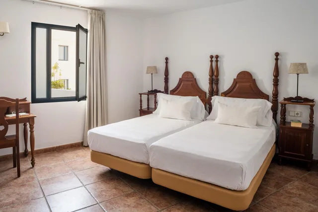 2 Bedrooms, Comfort, Apartment, Balcony or Terrace، Mansion Nazaret 1/2