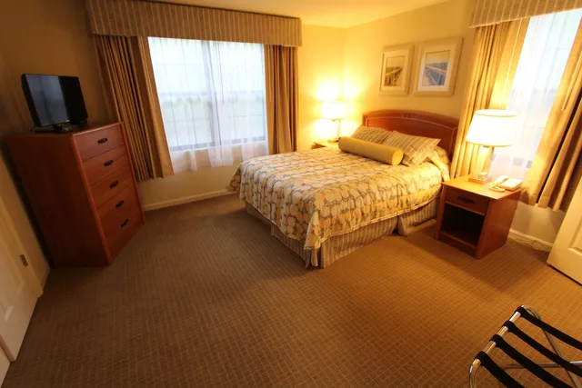 1 Bedroom, Deluxe, Town House, Queen Bed, Sofa، Sea Mist Resort A Vri Resort 2/10
