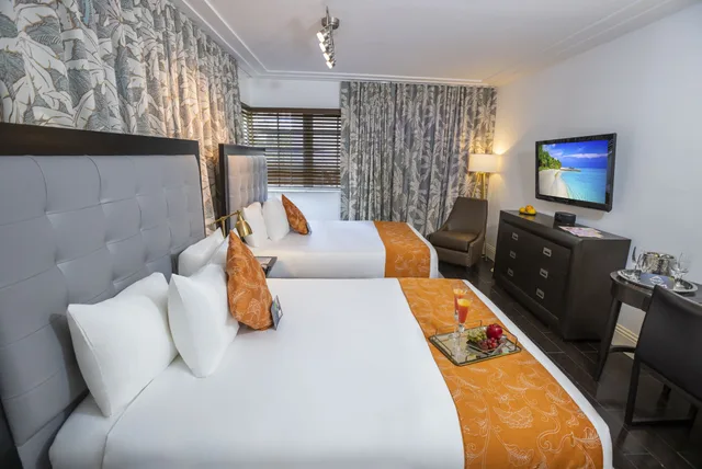 Classic, 2 Queen Beds, Riviera Suites South Beach 5/9