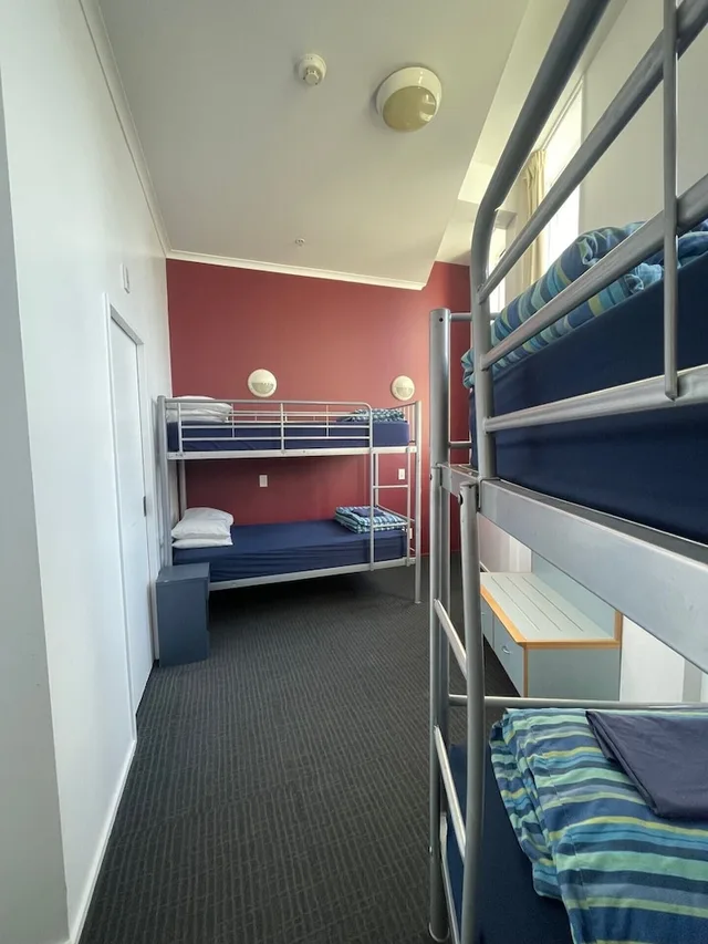 Mixed Dorm, 4 Beds, Nomads Capital Backpackers Wellington- Adults only 1/2