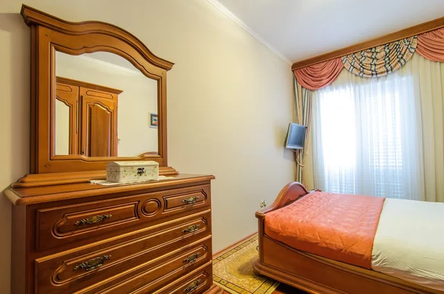 2 Bedrooms, Deluxe, Apartment, 2 Queen Beds, Sofa, Kitchen, Dubrovnik Hotel 9/10