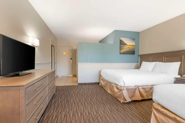 Room, 2 Queen Beds, Best Western San Marcos Inn 1/6