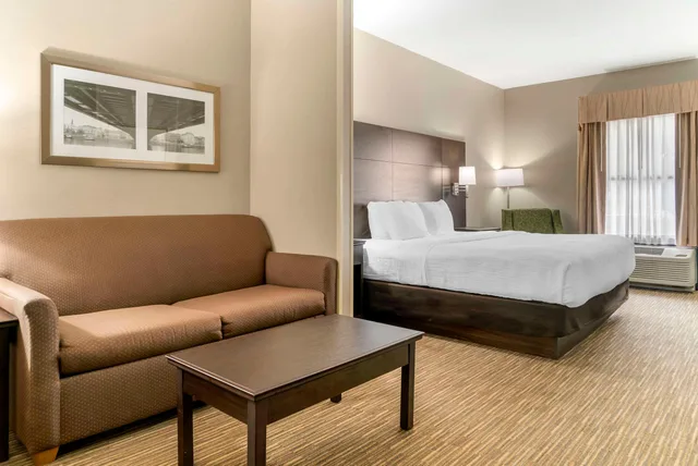 جناح بسرير كينج لذوي الإعاقة، Quality Inn & Suites Monroe 1/4