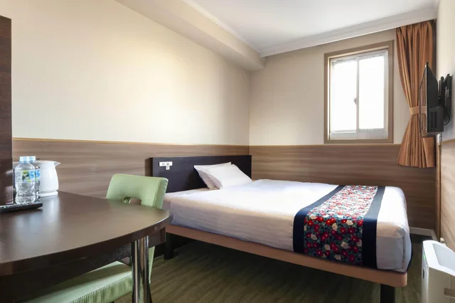 Semi Room, Semi Double Bed، Dotonbori Hotel 2/9