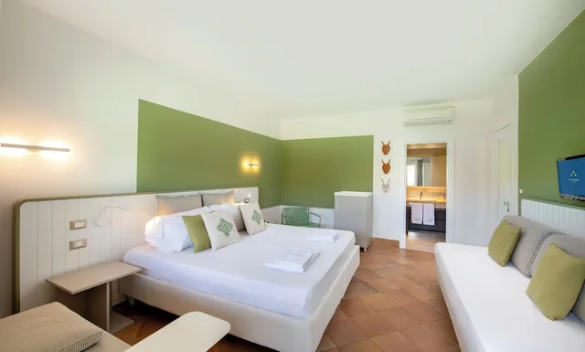 Garden, Double Bed، Chia Laguna - Hotel Village 3/6