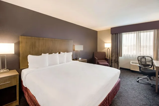 غرفة قياسية بسرير كينج، Best Western Mcminnville Inn 3/4