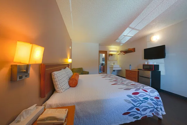 غرفة بسرير كينج، Budget Inn Gladstone By OYO - Portland/Clackamas 2/9