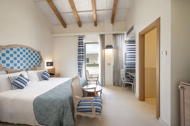 غرفة سوبيريور بسرير مزدوج وسرير فردي، Vivosa Apulia Resort 2/3