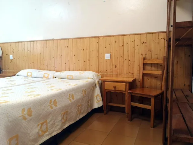 Room, Quadruple, 4 Beds, Hotel Taull 1/1
