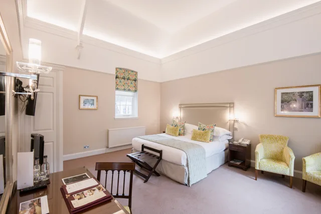 Deluxe, Double Bed, Tylney Hall 3/4