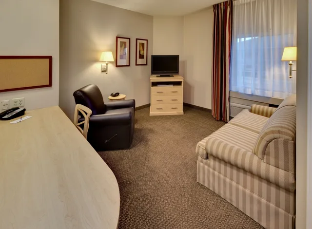 غرفة بسرير كوين بغرفة نوم واحدة، Candlewood Suites Peoria At Grand Prairie 5/9