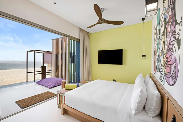 غرفة بسرير كينج بإطلالة على البحر، Fuwairit Kite Beach, Tapestry Collection by Hilton 2/4