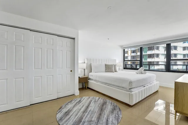 شقة سكنية بسرير كينج وسريرين مزدوجين بإطلالة على البحر، The Alexander All Suite Oceanfront Resort 1/5