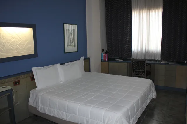 Standard, Twin Beds, President Hotel Palermo 2/5