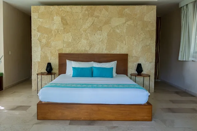 غرفة ديلوكس بسرير كينج بإطلالة على الحديقة بشرفة، Khaban Bacalar Hotel Boutique 4/8