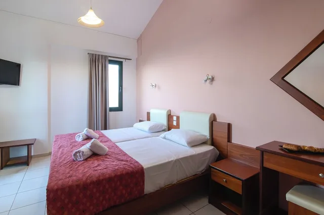 استوديو بسرير مزدوج بإطلالة على المسبح، Ariadni Palace 5/10