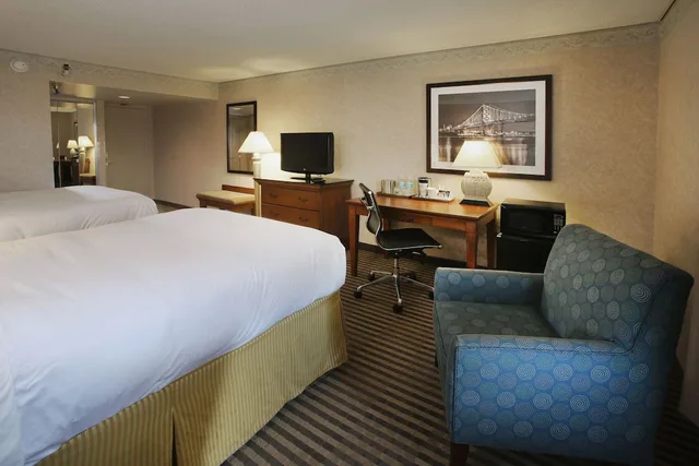 غرفة بسريرين كوين، Radisson Hotel Philadelphia Northeast 3/9