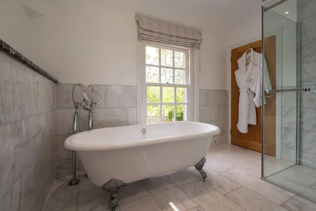 2 Bedrooms, Grand, Cottage, 2 Double Beds, 3 Double Beds, Lucknam Park, Emblems Collection 2/2