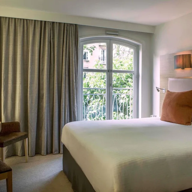 غرفة كلاسيكية بإطلالة على المدينة، Grand Hotel Roi Rene Aix - MGallery Collection 5/8