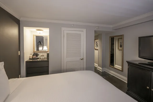 غرفة قياسية بسرير كينج، Bourbon Orleans 2/9