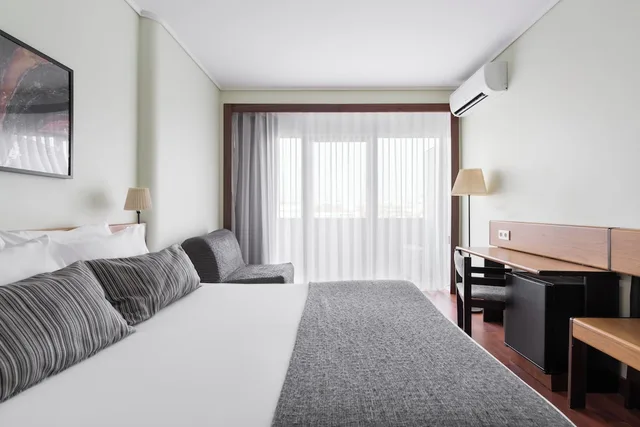 غرفة عائلية بسريرين منفصلين بإطلالة على المدينة، Exe Praia Golfe 5/10
