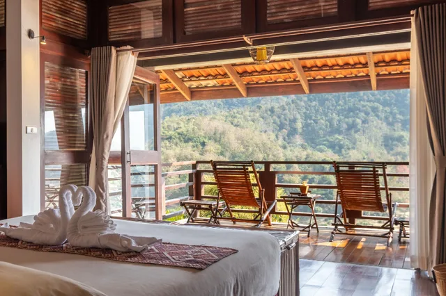 غرفة ديلوكس بسرير مزدوج وسريرين منفصلين، SANCTUARY PAKBENG LODGE 1/1