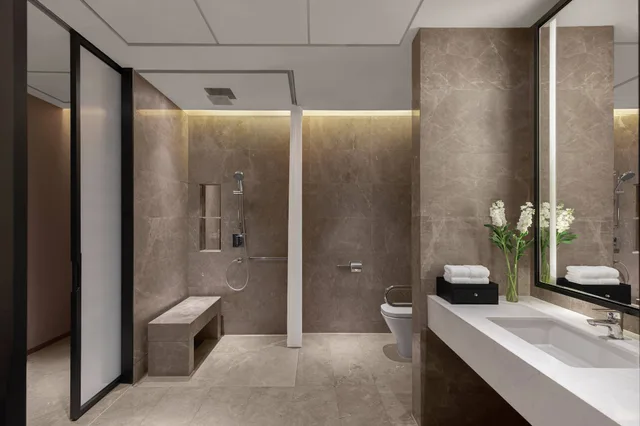 غرفة بسرير كينج بإطلالة على الجبل، Chongqing Marriott Hotel 7/10