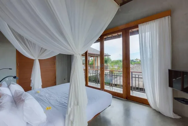 Executive, Double Bed, Zin Berawa Villas & Bungalows 6/10