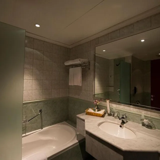 جناح جونيور بسرير كينج بجاكوزي، فندق التنفيذيين العليا(Executives Hotel Olaya) 9/10